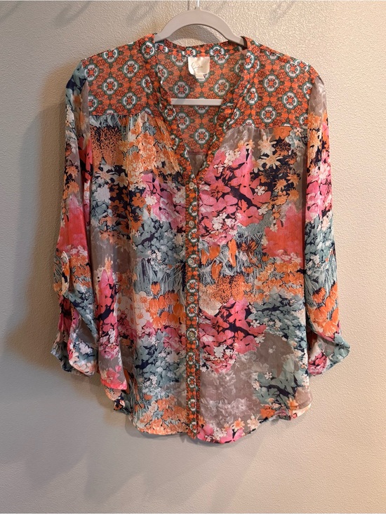 fig and flower Tops - Fig & Flower Floral Mixed-Print Button Front Blouse - Multicolor